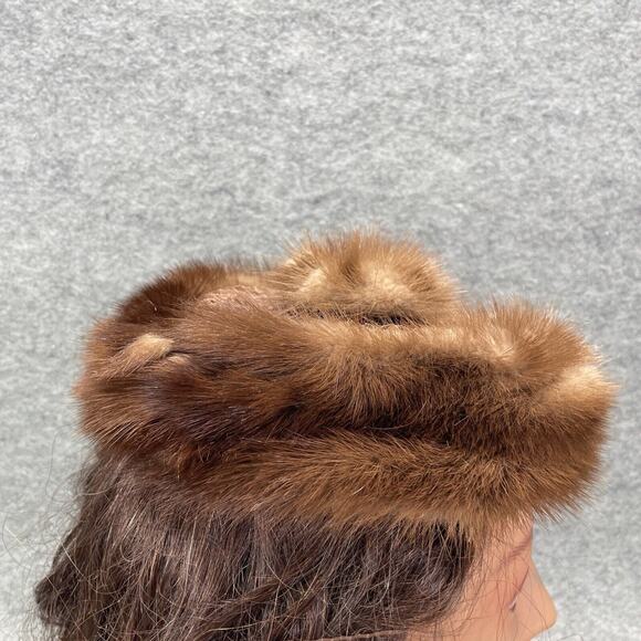 Vintage 1950's Union Made Women's Open Crown Brown Fur Net Halo Hat Pom Pom - Picture 2 of 6